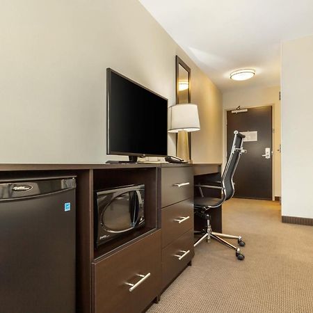 Sleep Inn & Suites Devils Lake Esterno foto