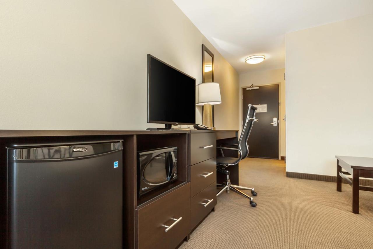 Sleep Inn & Suites Devils Lake Esterno foto