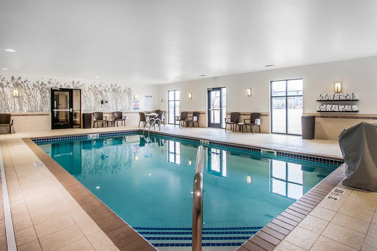 Sleep Inn & Suites Devils Lake Esterno foto