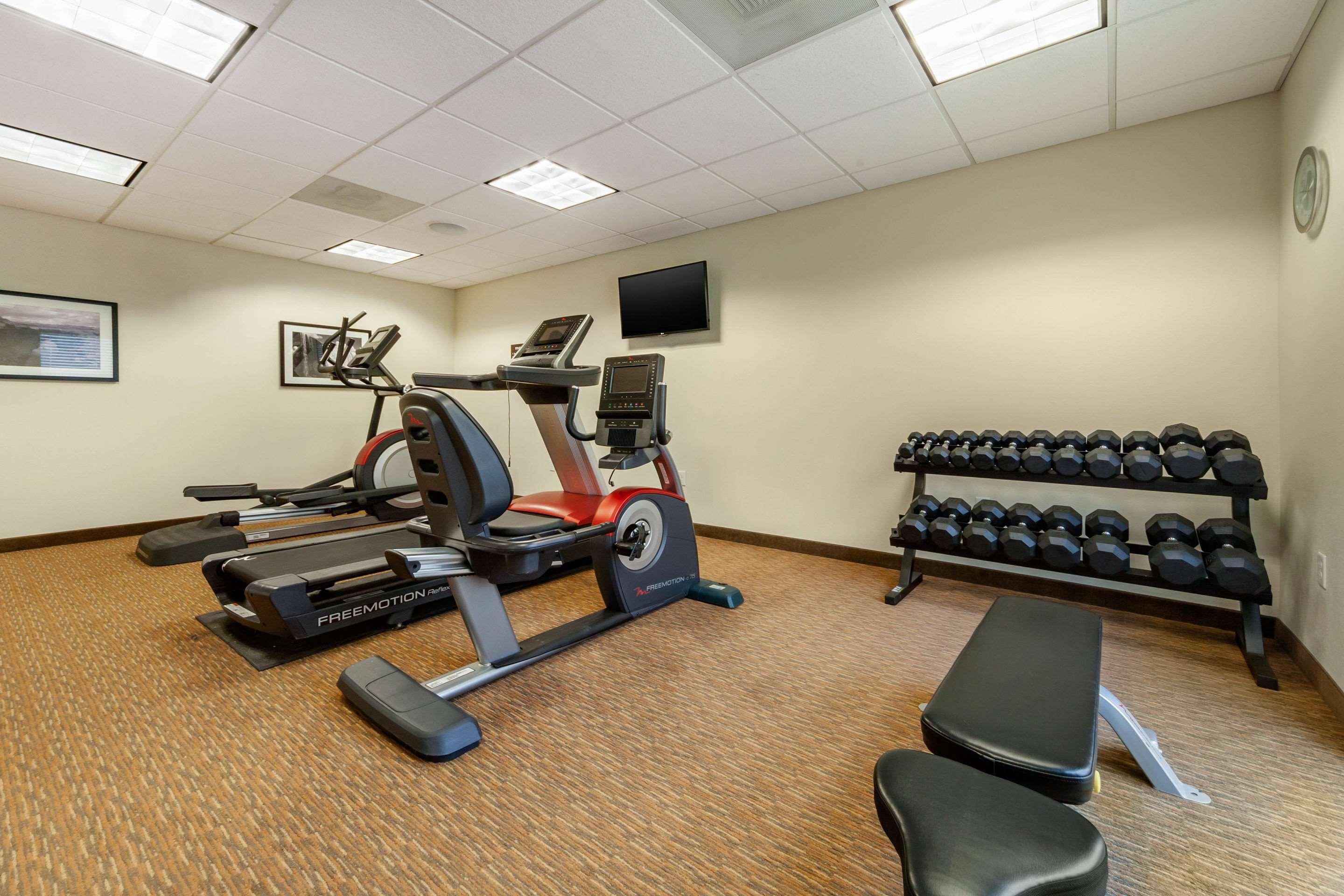 Sleep Inn & Suites Devils Lake Esterno foto