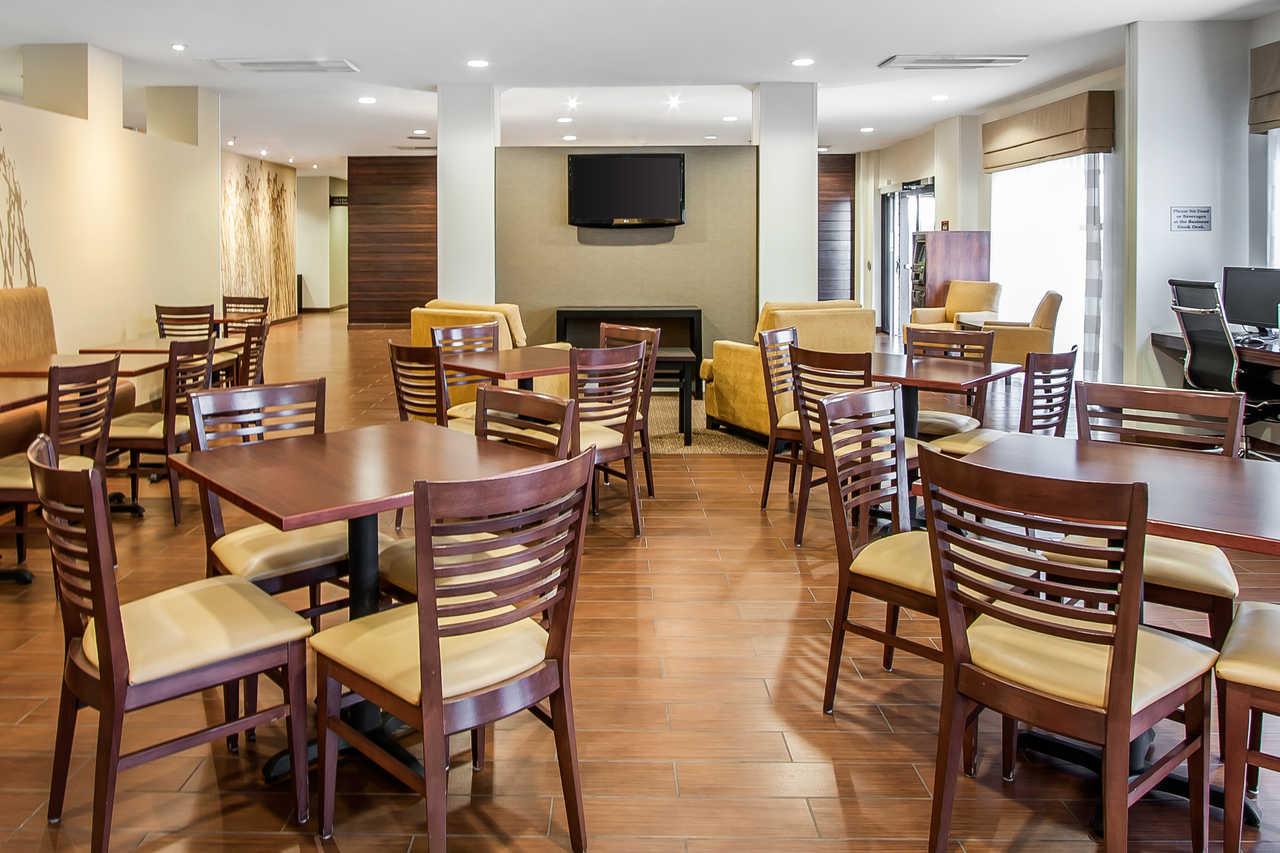 Sleep Inn & Suites Devils Lake Esterno foto