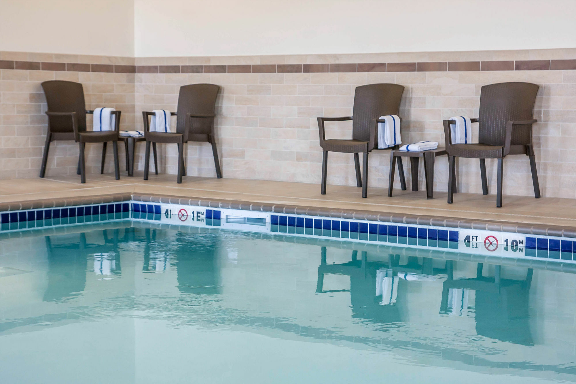 Sleep Inn & Suites Devils Lake Esterno foto